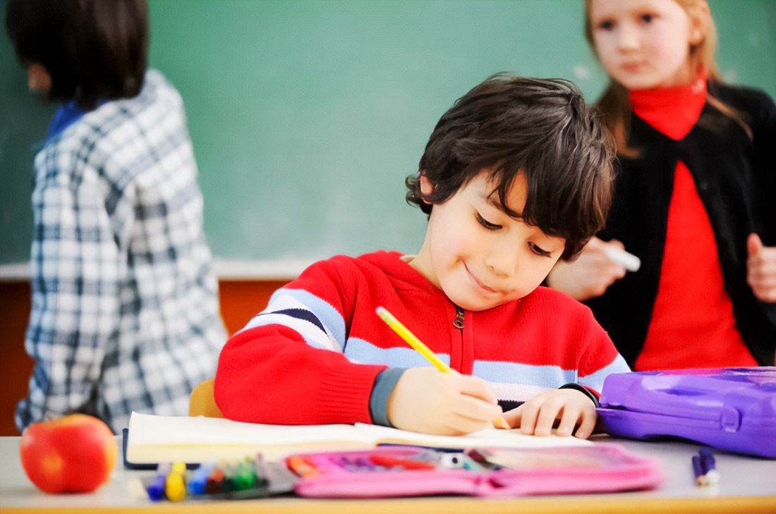 How UAE Schools Are Integrating AI into Classrooms: A Parent’s Realistic Guide