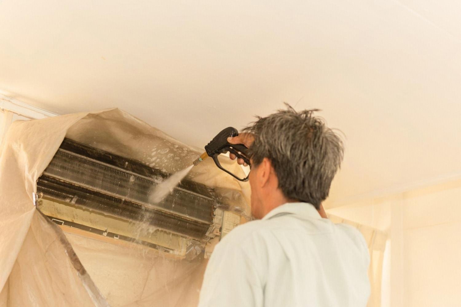 How to Extend the Service Life of Cooling Equipment in the UAE